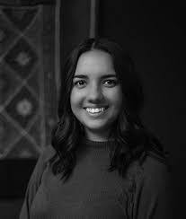 Audrey Everett's Instagram, Twitter & Facebook