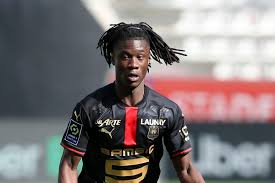 French midfielder eduardo camavinga has been linked with a move to manchester united as his contract in ligue 1 runs into its final year. Report Eduardo Camavinga And Bayern Munich Are An Unlikely Match Bavarian Football Works