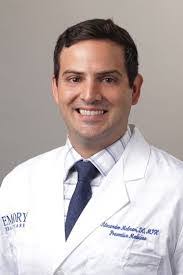 Alex Molinari's Instagram, Twitter & Facebook