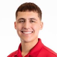 Logan Cox's Instagram, Twitter & Facebook