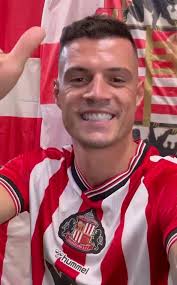 Sunderland linked with £17m striker, experienced defender and Brentford ace  in bold triple transfer move