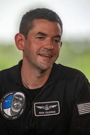 Billionaire's Polaris Dawn crew arrives at SpaceX launch site for 1st-ever  private spacewalk flight (photos, video)