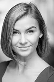 Hollie Nelson's Instagram, Twitter & Facebook