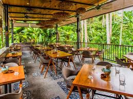 International culinary panel and wine experts are hired to ensure our food can taste its best for you to enjoy at 30,000 feet. 20 Top Spots For Alfresco Dining In Singapore