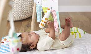 Why Your Baby Should Play On The Floor Lovevery