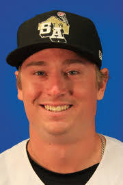 Lee Orr's Instagram, Twitter & Facebook