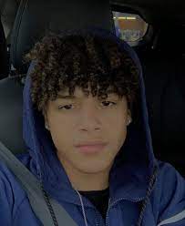 This new platinum hair color and style that cause an almost natural effect. Pin By Isabella On Cute Boys Boys With Curly Hair Light Skin Boys Cute Lightskinned Boys