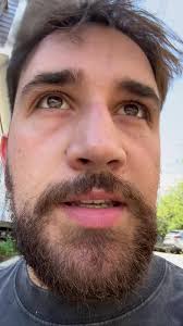 Peter Toto (@petermarietoto)’s video of changing mood when its hot