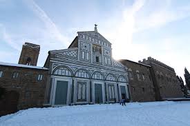 Particolarmente importante è il complesso della pieve e dell'annesso santuario della madonna del castello con affreschi risalenti al x secolo, la prima, e pitture di andrea previtali e di gian paolo cavagna, il secondo. Piazzale Michelangelo Florence S Most Beautiful Terrace Ciaoflorence