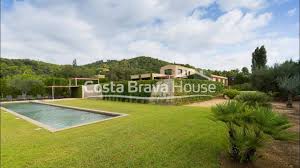 Maybe you would like to learn more about one of these? Exclusiva Casa De Campo De Moderno Diseno Con Jardin Y Piscina En Mont Ras Ref 2969 Youtube