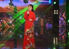 Sau cuộc thi, từ khi mỹ chi nổi tiếng, ca sĩ quế như có một thời gian đồng hành cùng cháu gái trong công việc. Ihccat Ufnzwim