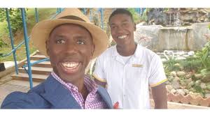 Cancer survivor, teen entrepreneur go Rolling with Deiwght Peters