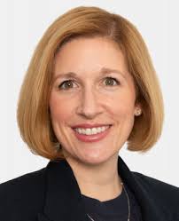 Nancy Halstead's Instagram, Twitter & Facebook