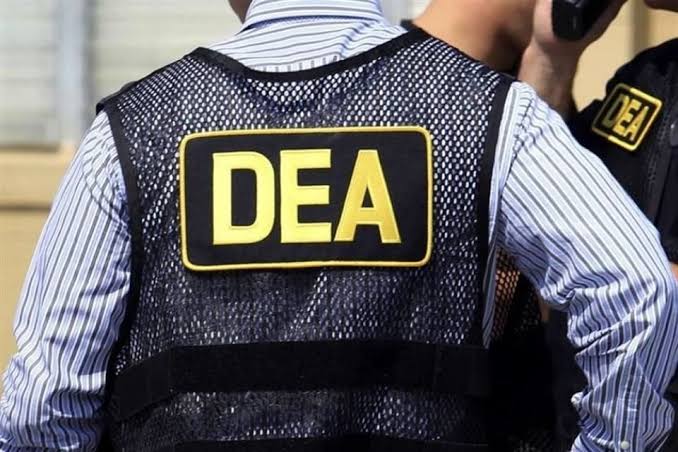 Afirma EU que México desbloqueó visas para agentes de la DEA