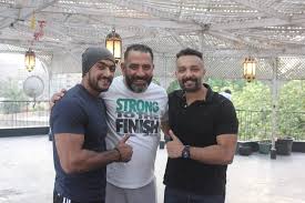 أحمد العوضي يعلن خضوع ياسمين عبدالعزيز لجراحةوكتب أحمد. Ø´Ù‚ÙŠÙ‚ ÙŠØ§Ø³Ù…ÙŠÙ† Ø¹Ø¨Ø¯ Ø§Ù„Ø¹Ø²ÙŠØ² ÙŠÙˆØ¬Ù‡ Ø±Ø³Ø§Ù„Ø© Ù„Ù€ Ø£Ø­Ù…Ø¯ Ø§Ù„Ø¹ÙˆØ¶ÙŠ Ù„Ø§ÙŠÙ Ù†ÙŠÙˆØ²