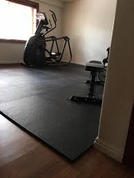 T rubber gym/weight room flooring rolls (40 sq. Exercise And Workout Room Flooring