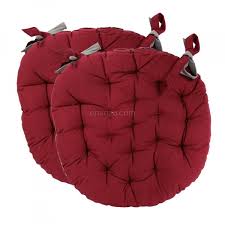 È possibile combinare i tuoi cuscini per sedia con la tovaglia per una decorazione armoniosa. Set Di 2 Cuscini Per Sedia Rotondi Valayans Rosso Tessuto Decorativo Eminza