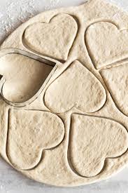 And with this recipe, you can make the dough with your bread machine! Heart Shaped Mini Pizzas
