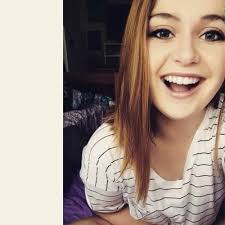 Julia Walton (@Gods_Girl316)