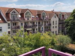 Im leipziger stadtteil grünau, in dem wohnungen zu moderaten preisen angeboten werden, dominieren dagegen die mehrgeschossigen, in plattenbauweise errichteten wohnhäuser. Barrierefreies Wohnen In Leipzig Plagwitz Ifb Stiftung In Leipzig Auf Wohnen Im Alter De