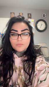 Create tropical island backdrop with wild animals?