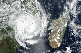 The target will be vulnerable for a combo while trapped in cyclone. Tropical Cyclone Eloise