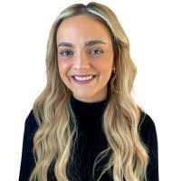 Jessica Steinke's Instagram, Twitter & Facebook