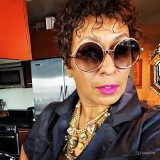 Love you all We need 900 hellos from 900 lovely fans to brighten up the  night