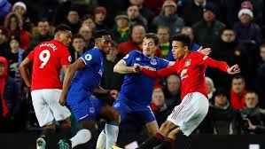 He's too far out to trouble pickford and was expected to use the gap between holgate and keane but he decided to whack it nonetheless, spooning a feral shot over the bar. Everton Vs Man Utd Jadwal Dan Situs Live Streaming Gratis Woke Id