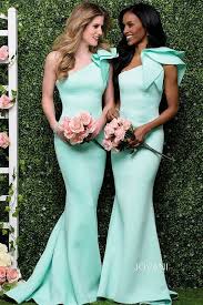 Bridesmaid Gowns Rate Some Bridesmaids Dresses And We Ll Reveal How Big Your Wedding Part In 2020 Mermaid Bridesmaid Dresses Simple Bridesmaid Dresses Red Bridal Dress