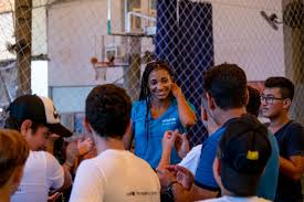 Un portrait mélancolique mais pas désenchanté de l'amérique d'aujourd'hui et récompensé par plus de 50 prix ! Premiere Mission Accomplie Pour Nafi Thiam L Ambassadrice