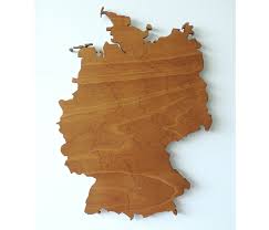 Deutschland, ˈdɔʏtʃlant, luister (hulp·inligting)), amptelik die bondsrepubliek duitsland (in afrikaans dikwels ook federale republiek duitsland of bondsrepubliek duitsland genoem; Houten Landkaart Duitsland Met Deelstaten Paspartoet