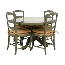kitchen table and chairs / tables