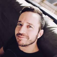 Ryan Christensen's Instagram, Twitter & Facebook