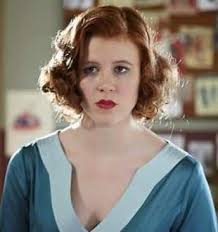 1962: a sea shell diver and an agent from MI6 take a break.