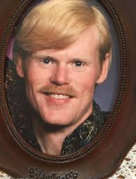 🇺🇸 “The love of my life Denton died of AIDS in 1993. I held him in my  arms as he took his last breath. The Hospice “Our House” in Portland,  Oregon, took