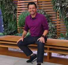 Já está disponível, só tens que subscrever o canal de youtube de fernando rocha. Fernando Rocha Ex Bem Estar Fala Sobre Saida Da Globo E Revela Desejo De Voltar A Tv Aberta Estrelando