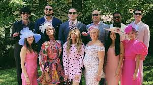 Shailene woodley and her fiance aaron rodgers were spotted disembarking a plane in honolulu this monday. Aaron Rodgers Seen At Kentucky Derby New Report Says He Wants Packers Gm Fired