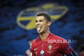 Some people who believe the pros of living in portugal outweigh the cons and others who are frustrated with life in portugal and want to vent their anger. Ronaldo Akan Siap Bela Portugal Pada Uefa Nations League Republika Online