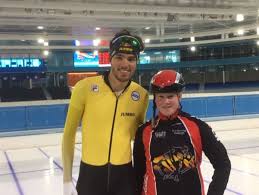 Patrick roest viert de wereldtitel met zijn moeder. Eline Uit Aalten Schaatst Met Haar Held Patrick Roest Aalten Gelderlander Nl