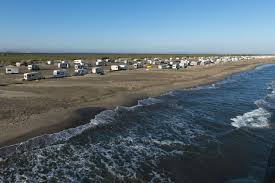 Epingle Par Provencepaysarles Sur Le Littoral