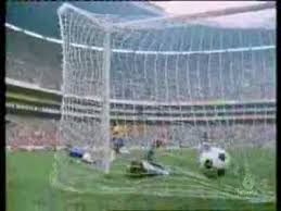 It covers an area of 8,515,767 square kilometres (3,287,956 sq mi) with a population of over 211 million. Primer Gol De Brasil En La Final Del Mundial Mexico 70 Youtube