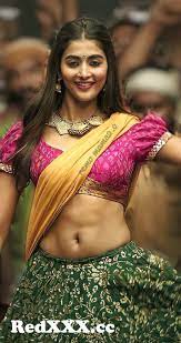 pooja Hegde showing her dusky navel from pakhi hegde tv actress serial navel  videos Post - RedXXX.cc