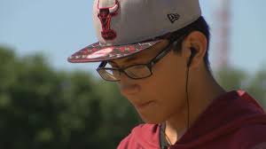 Lubbock teenager draws a crowd with self-taught dancing