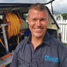 What local deck cleaning companies or methods are recommended for cleaning  a deck?