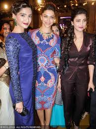 Pin By Sahil Exclusive On Bollywood Diva Deepika Padukone Indian Bollywood Actress Bollywood Celebrities Sonam Kapoor