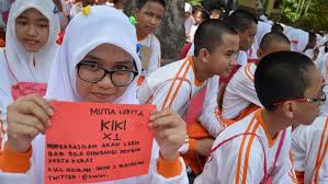 Check spelling or type a new query. Pelanggaran Warnai Masa Pengenalan Lingkungan Sekolah Pls