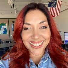 Denise Soto (@DSoto_MHS)