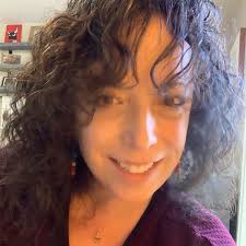 Marni Higgins's Instagram, Twitter & Facebook