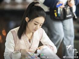 Nhưng phải chăng hy vọng càng nhiều thất vọng càng sâu, hữu phỉ vừa lên sóng đã có khen chê trái chiều, netizen cãi nhau kịch liệt. Triá»‡u Lá»‡ DÄ©nh Ä'Æ°á»£c Khen Tráº» Ben Ä'an Em Kem 10 Tuá»•i VÆ°Æ¡ng Nháº¥t Bac Phim Truyá»n Hinh